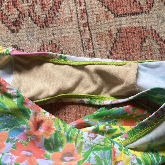 Motherhood Maternity Beach Bump swimsuit - Picture 4 of 4